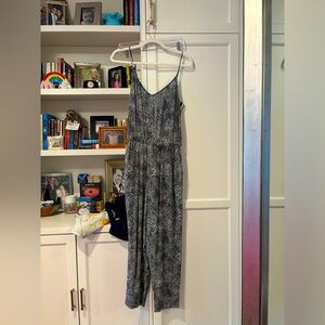 Peyton Jensen adorable jumpsuit for summer